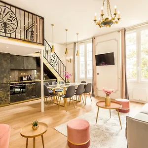 Apartment Merveil - Luxury -champselysees- Florentin I, Paris