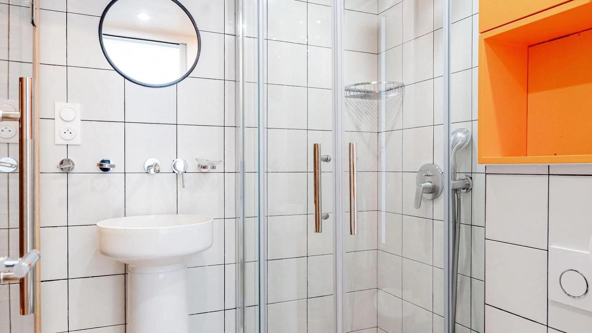 Lavie Maison Petite Studio Paris 0*,  France